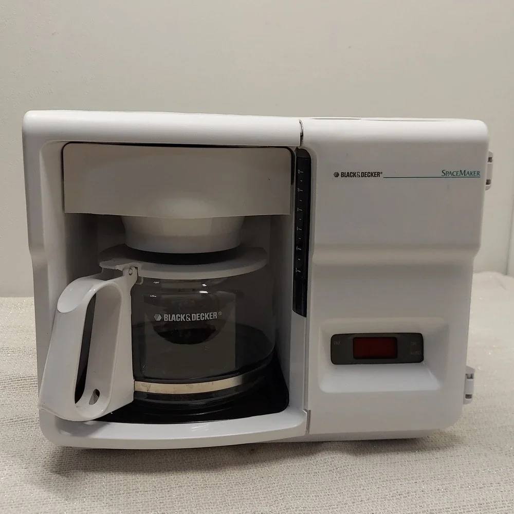 Black & Decker SpaceMaker 12 Cup Programmable Coffee Maker ODC325 Works